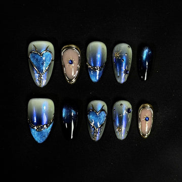 Deep Sea Heart Nails