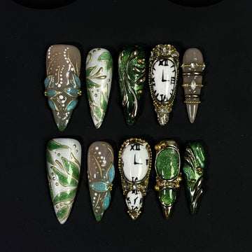 Gilded Hourglass Nails