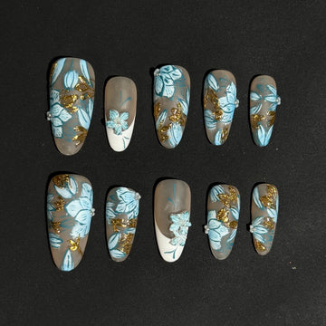 Porcelain Gilt Nails