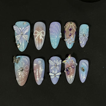Dreamy Butterfly Nails